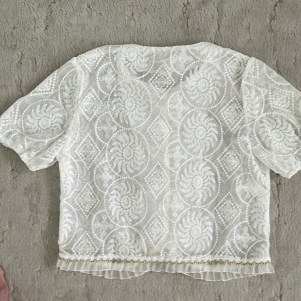 Delicate Embroidery Top - Picture 8 of 9